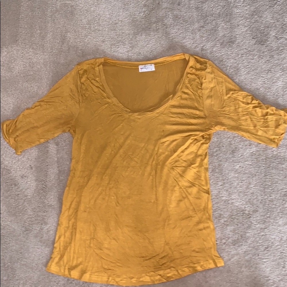 mustard yellow mid sleeve t-shirt